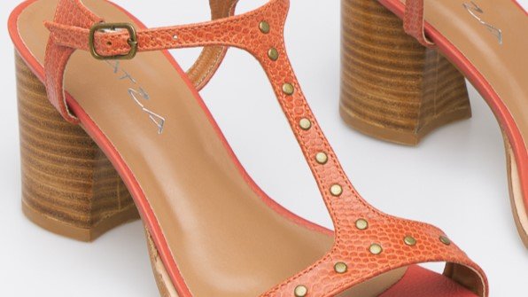 sandalia lilly tachas laranja 8