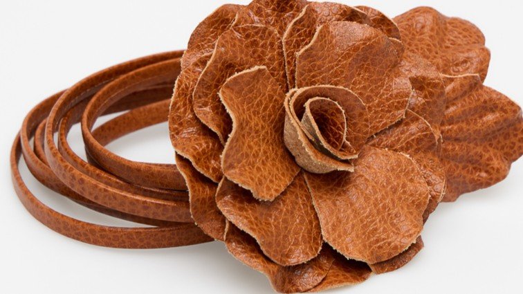 cinto flor removivel caramelo 1