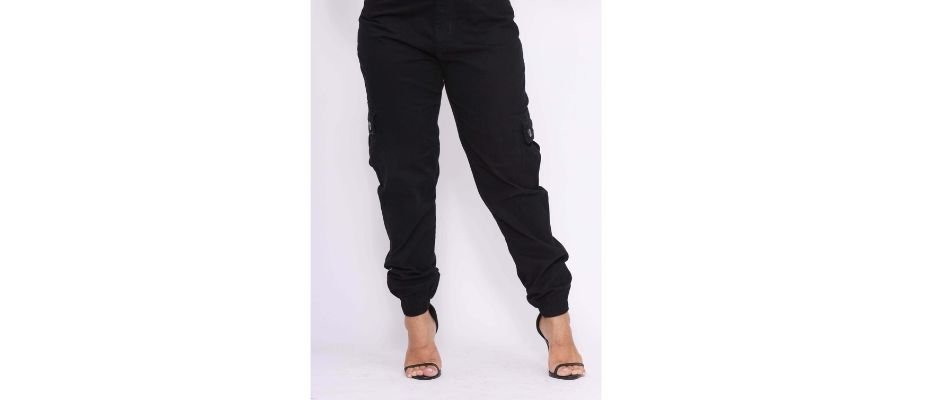 Qual sapato usar com calça jogger feminina