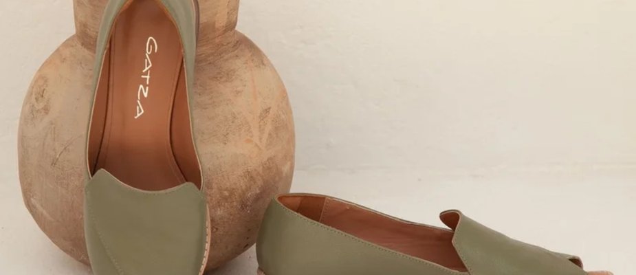 É necessário combinar a bolsa com o sapato? Descubra dicas para acertar no look